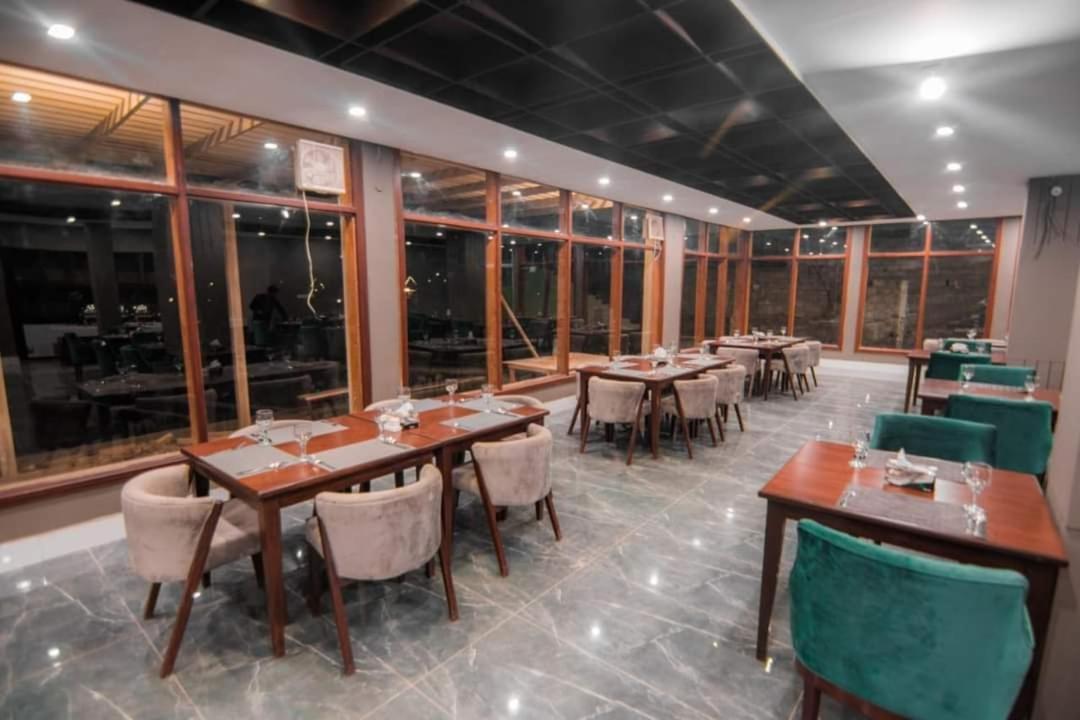 Tibet Hotel Skardu Exteriér fotografie